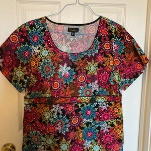 Short sleeve scrub top